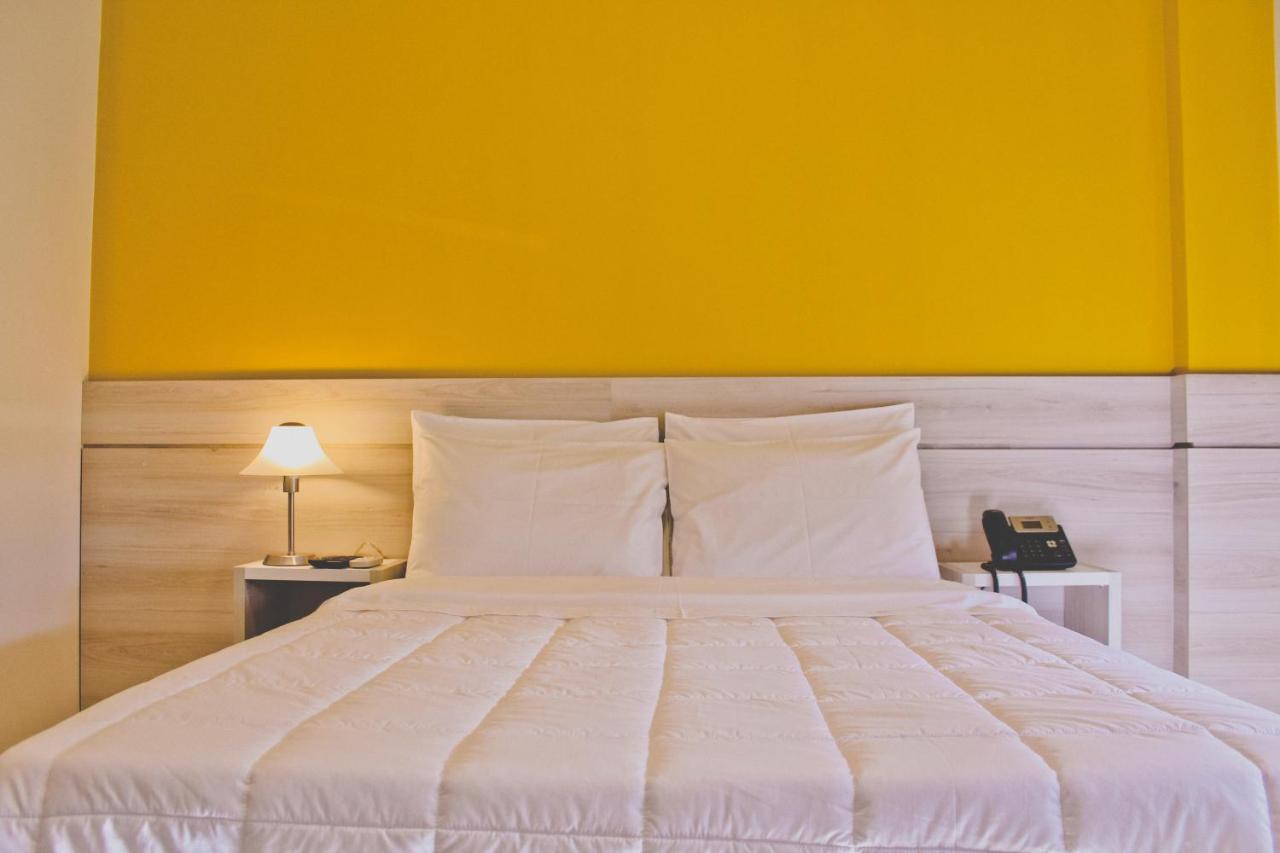 Nova Hotel Ciudad del Este Bagian luar foto