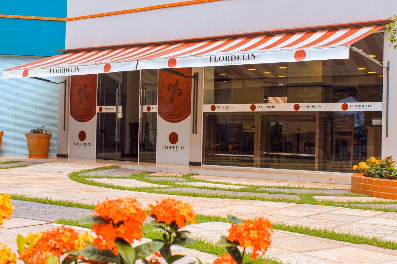 Nova Hotel Ciudad del Este Bagian luar foto