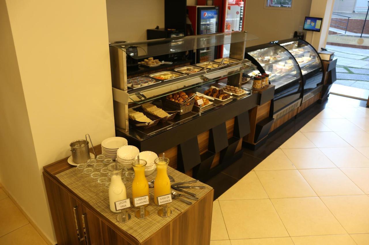 Nova Hotel Ciudad del Este Bagian luar foto